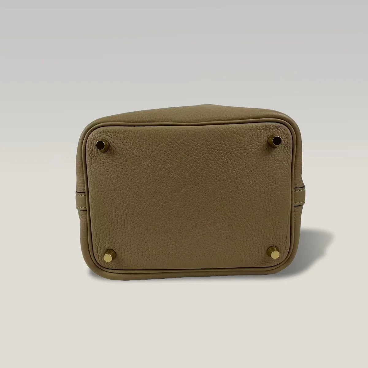 Hermès Picotin Lock 18 in Taupe, photo 4