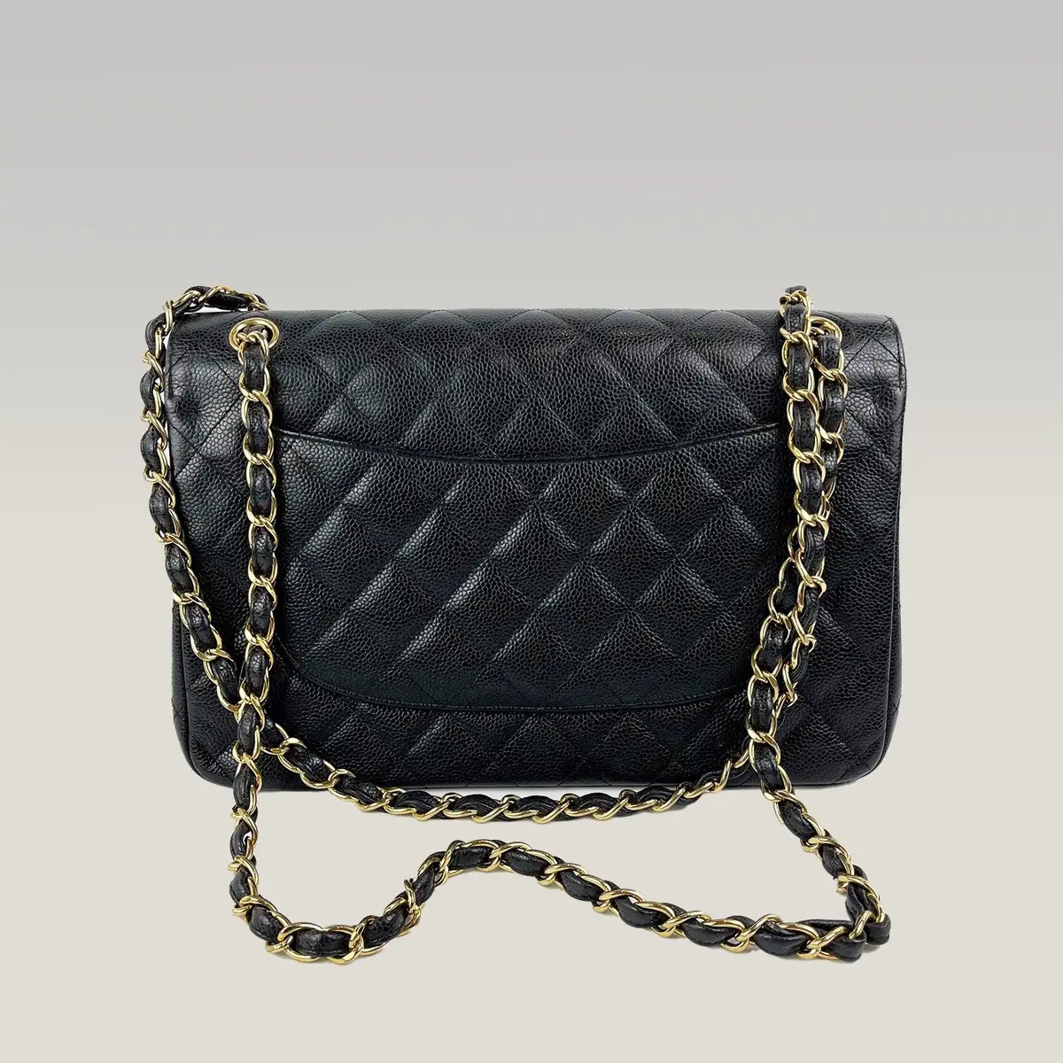 Chanel Classic Flap Jumbo 30 in Black, photo 3