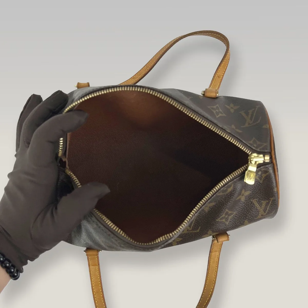 Louis Vuitton Papillon 30 in Monogram Brown, photo 5