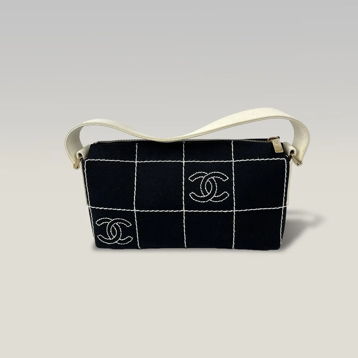 Chanel Chocolate Bar in Black, photo 2