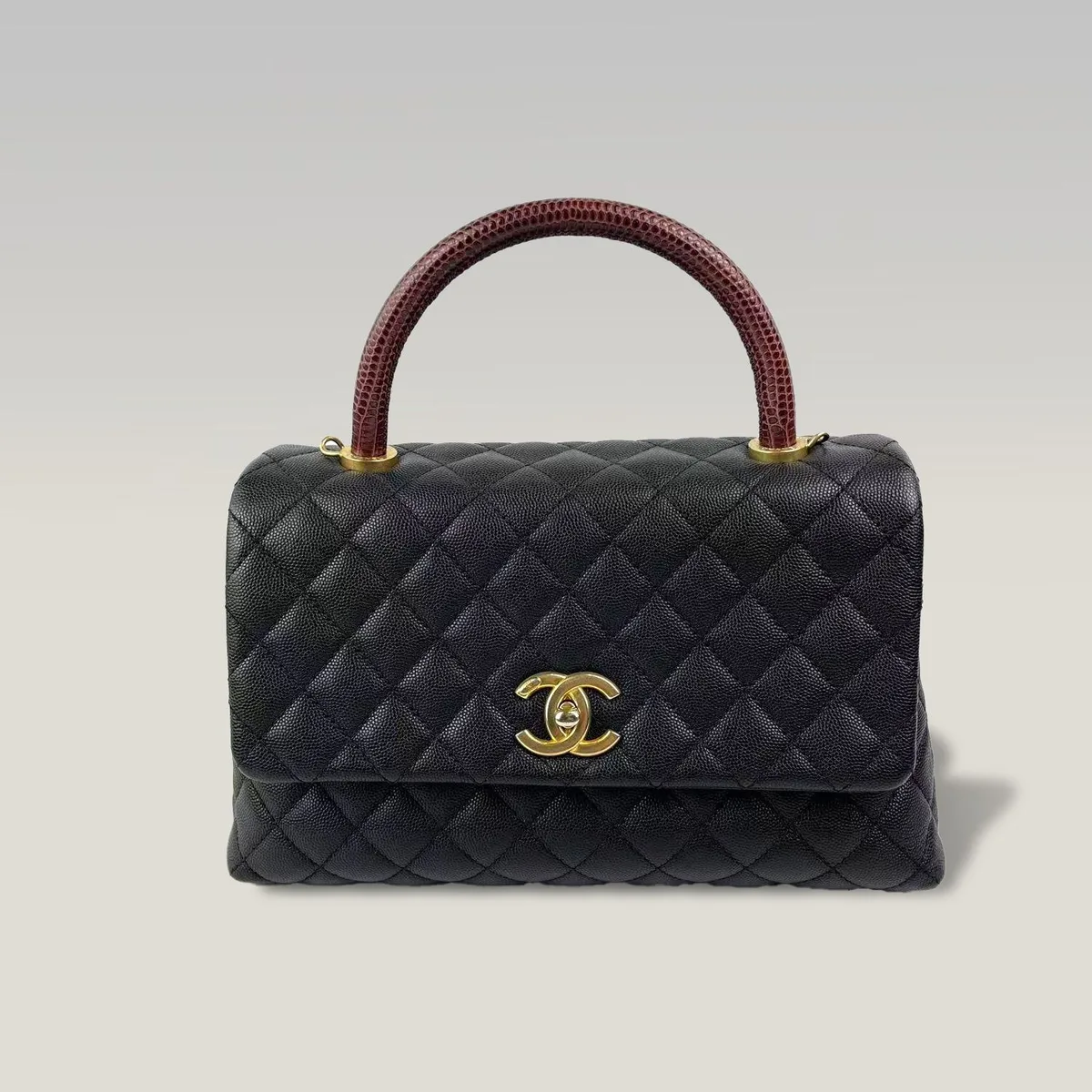 Chanel Coco Handle Medium in Black and Burgundy, photo 2