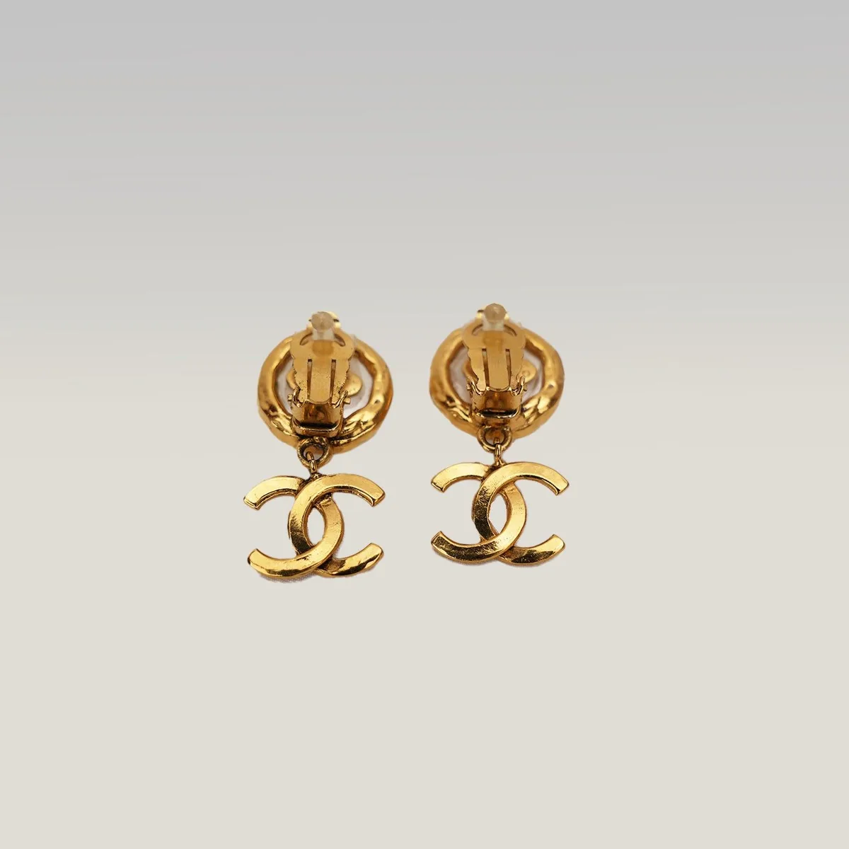 Chanel orecchini a clip con perla e CC, oro, foto 3