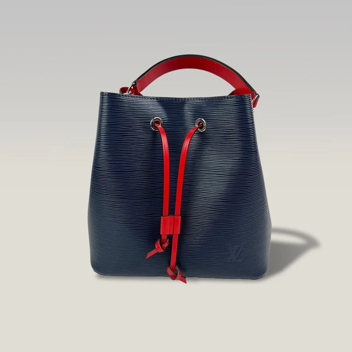 Louis Vuitton NéoNoé MM in Navy Blue with Red, photo 2