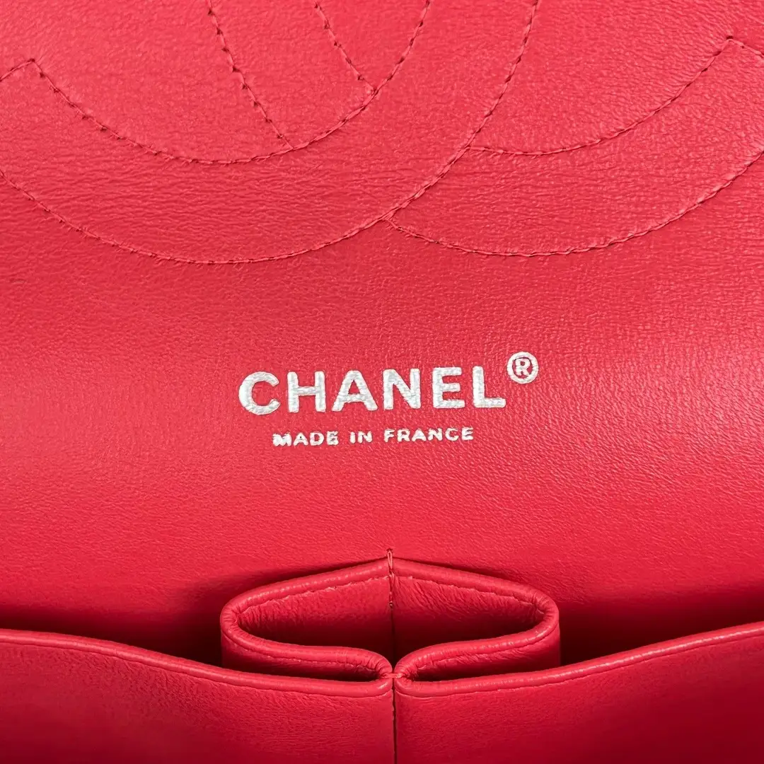 Chanel Maxi Classic Double Flap in Red, photo 3