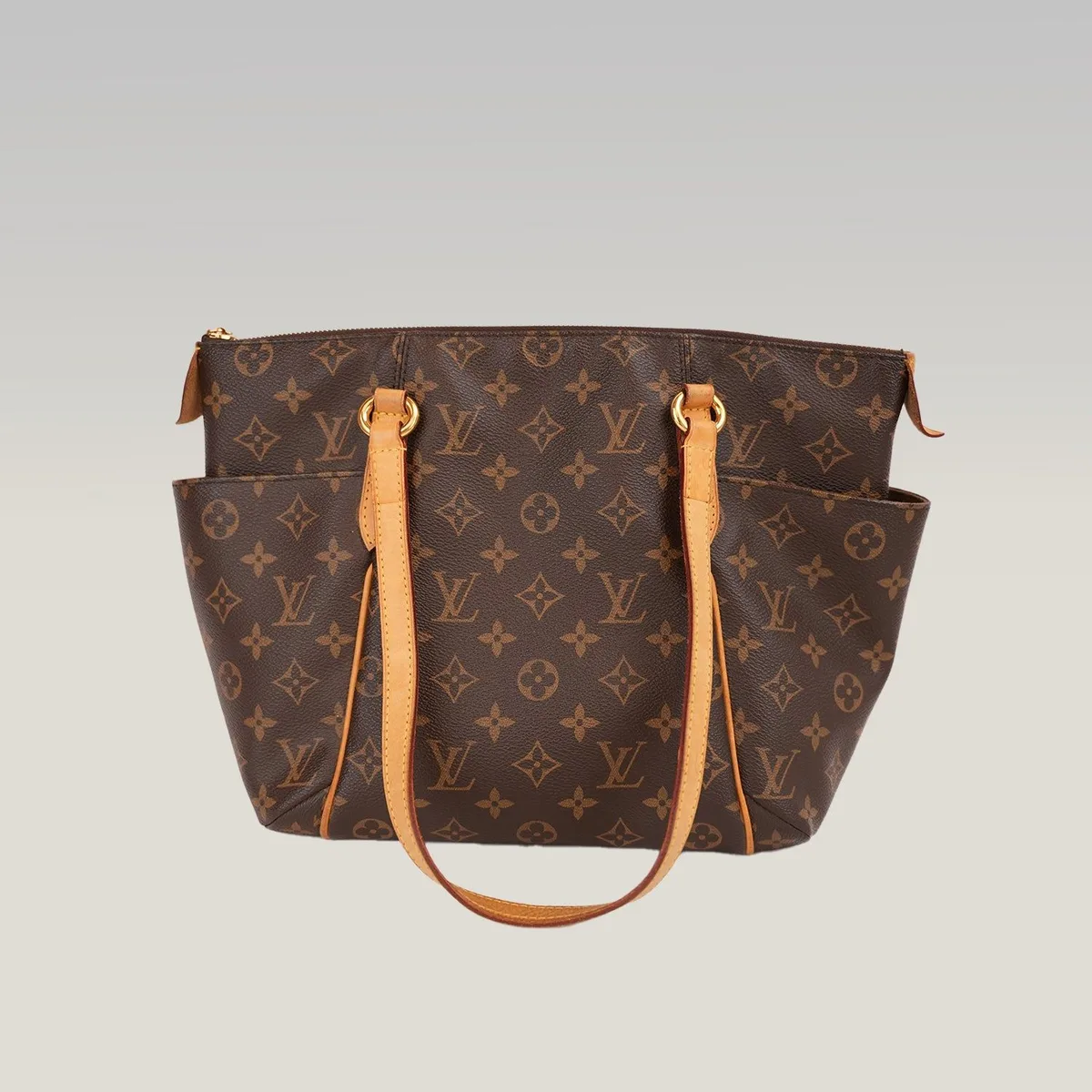 Louis Vuitton Totally PM in Brown, photo 2