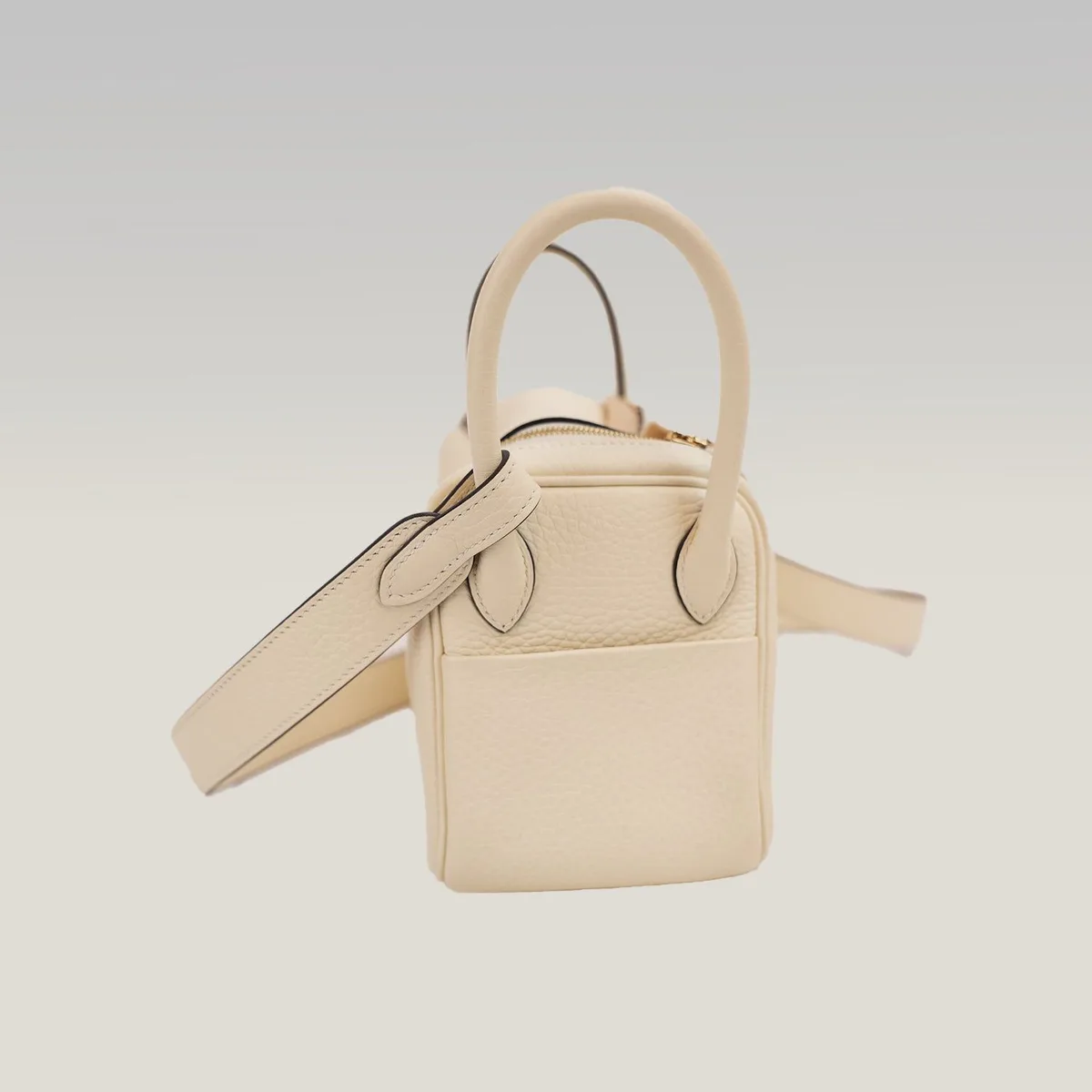 Hermès Mini Lindy 20 in Milkshake White, photo 4
