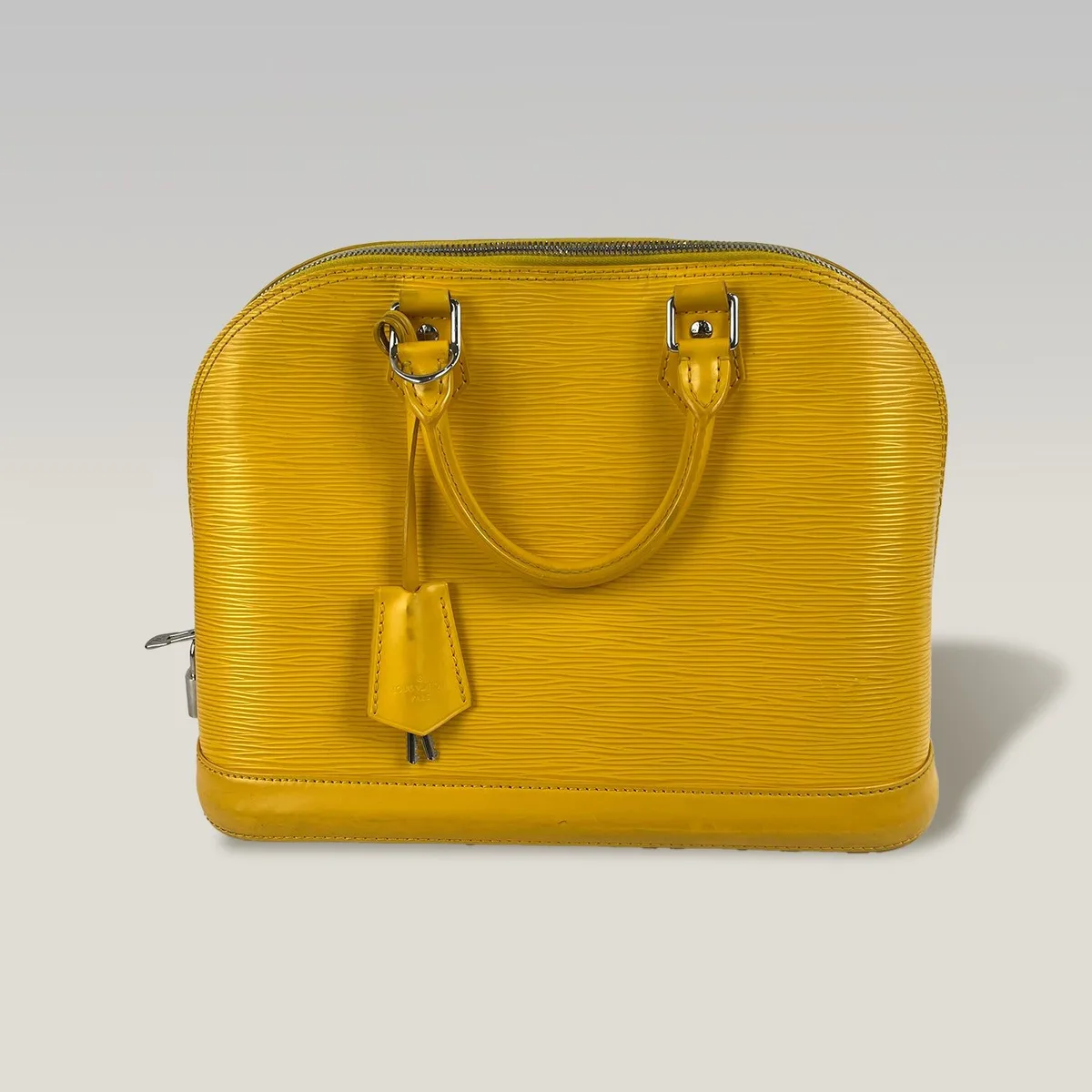 Louis Vuitton Alma PM in Yellow, photo 2