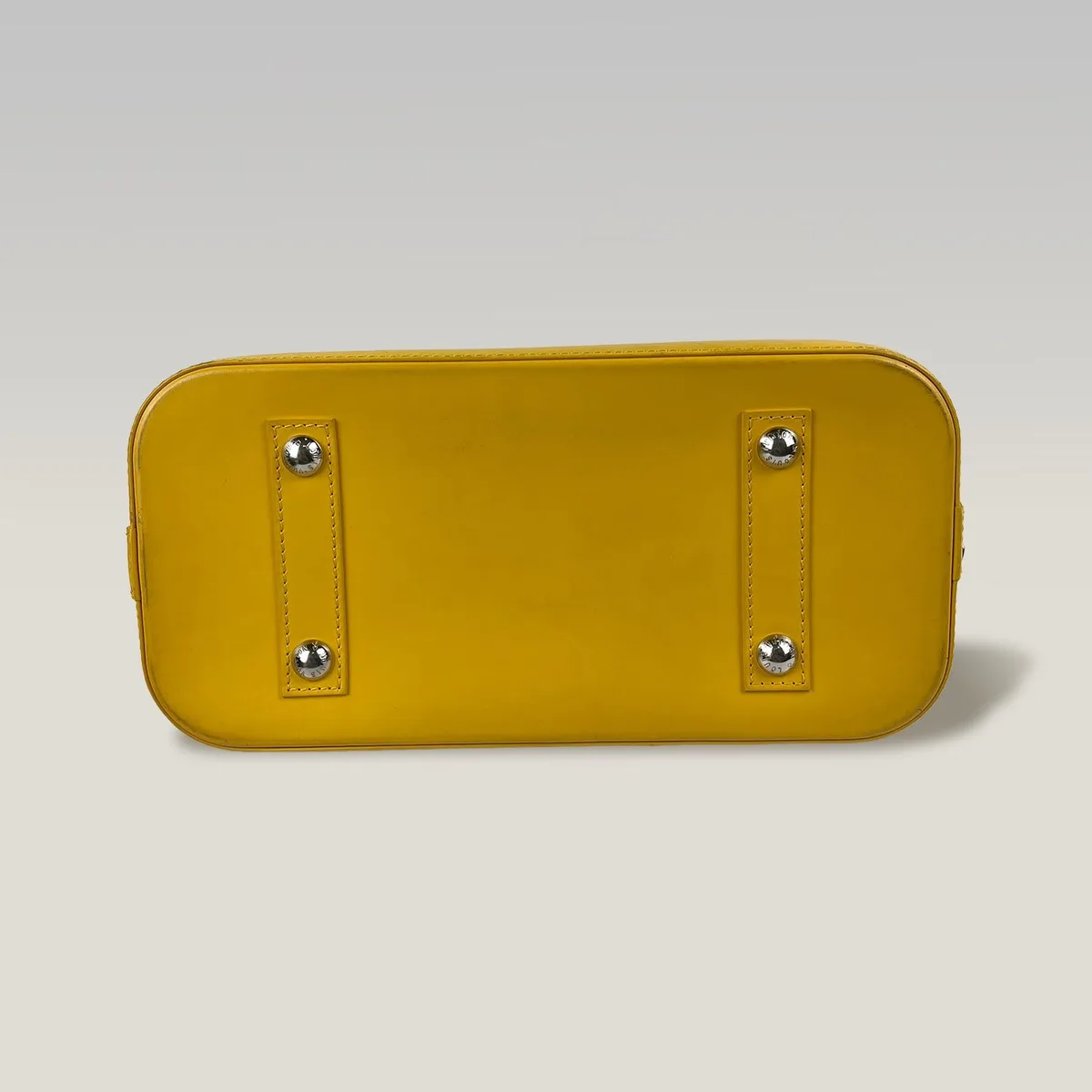 Louis Vuitton Alma PM in Yellow, photo 6