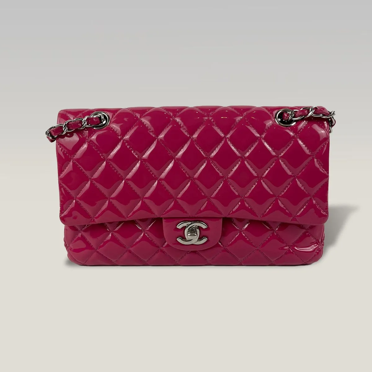 Chanel Quilted Shoulder Bag in Pink, photo 2