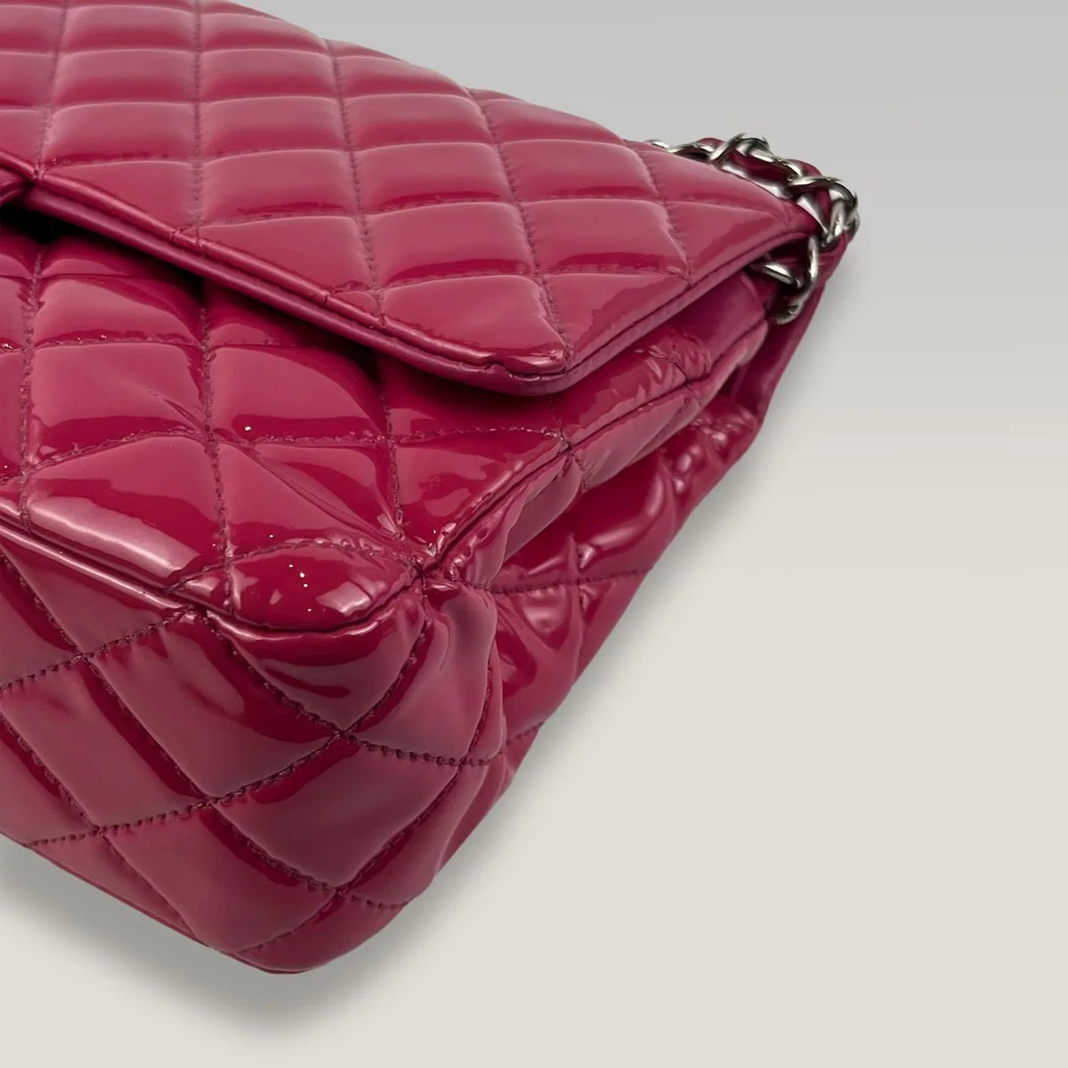 Chanel Quilted Shoulder Bag in Pink, photo 4
