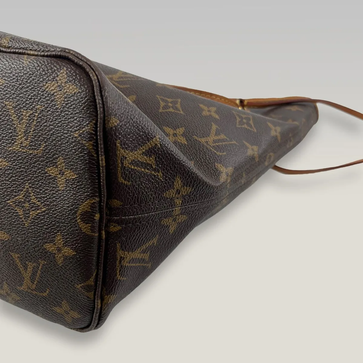 Louis Vuitton Neverfull MM in Brown with Orange Interior, photo 4