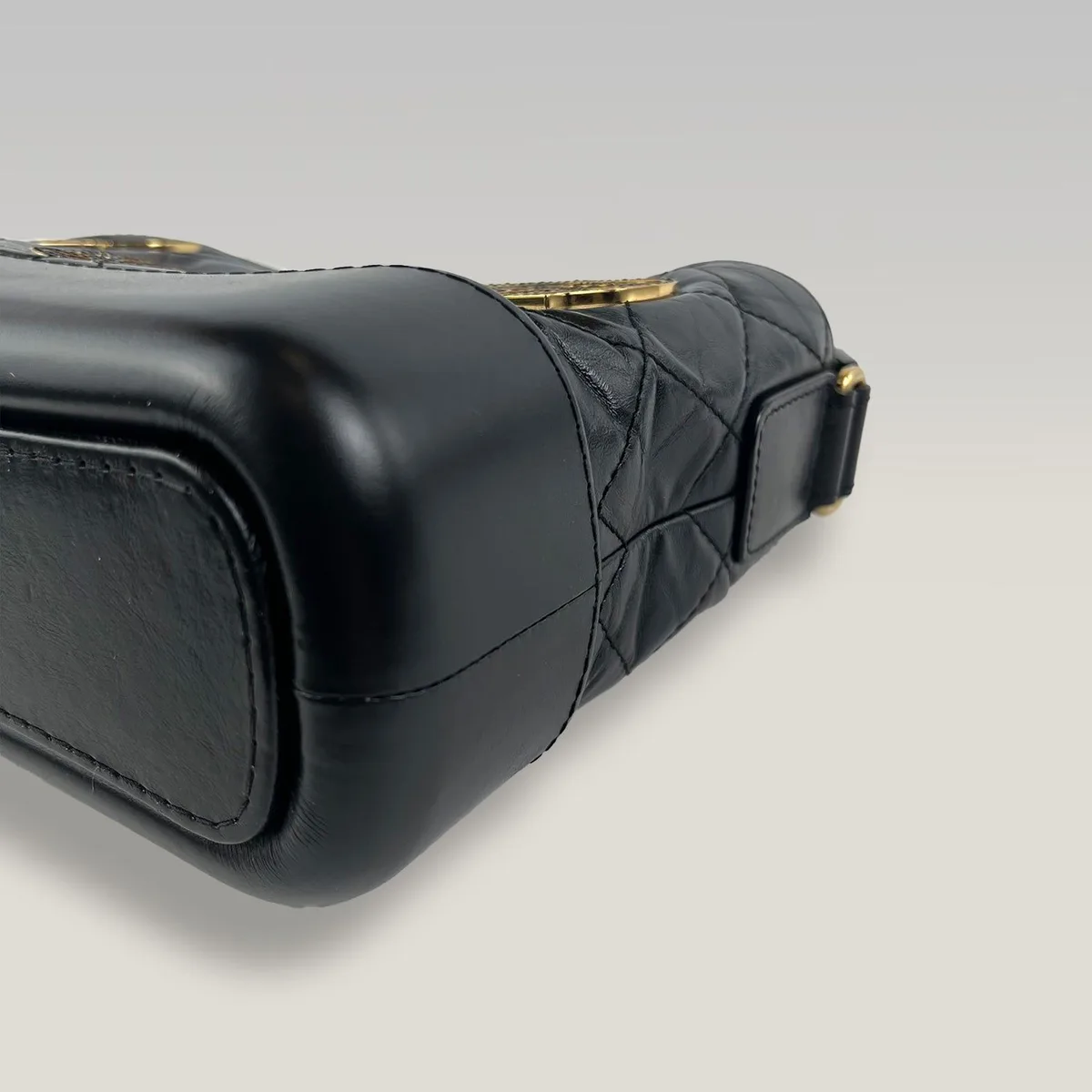 Chanel Gabrielle Small Hobo in Black, photo 5