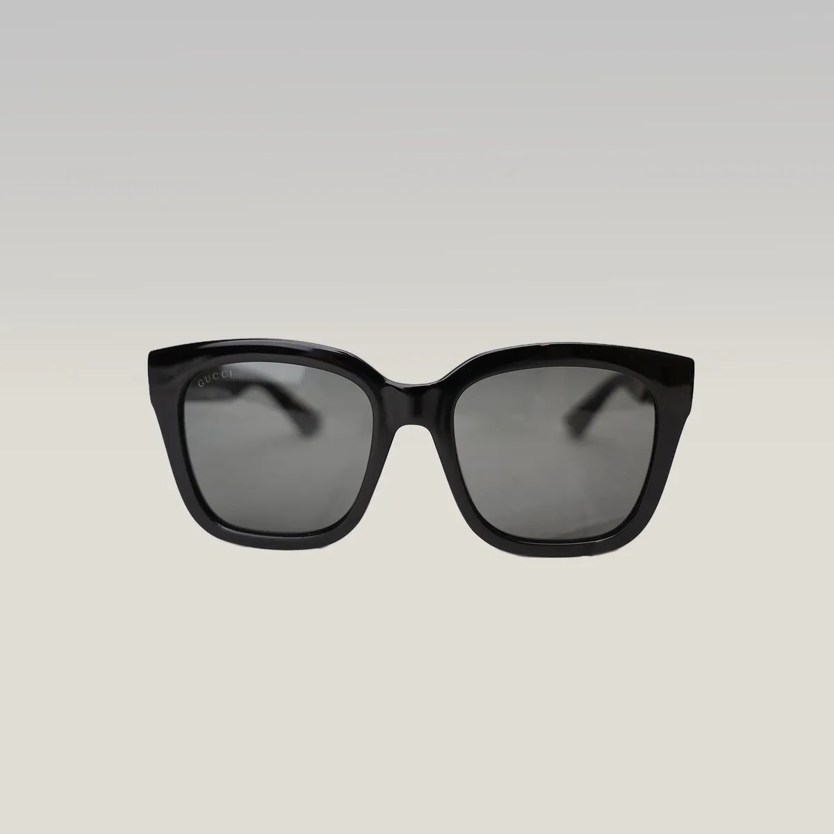 Gucci Oversized Square Sunglasses in Black, photo 2