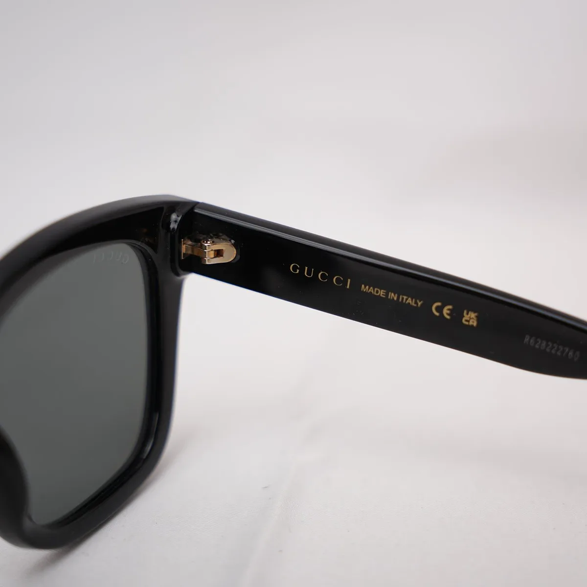 Gucci Oversized Square Sunglasses in Black, photo 5