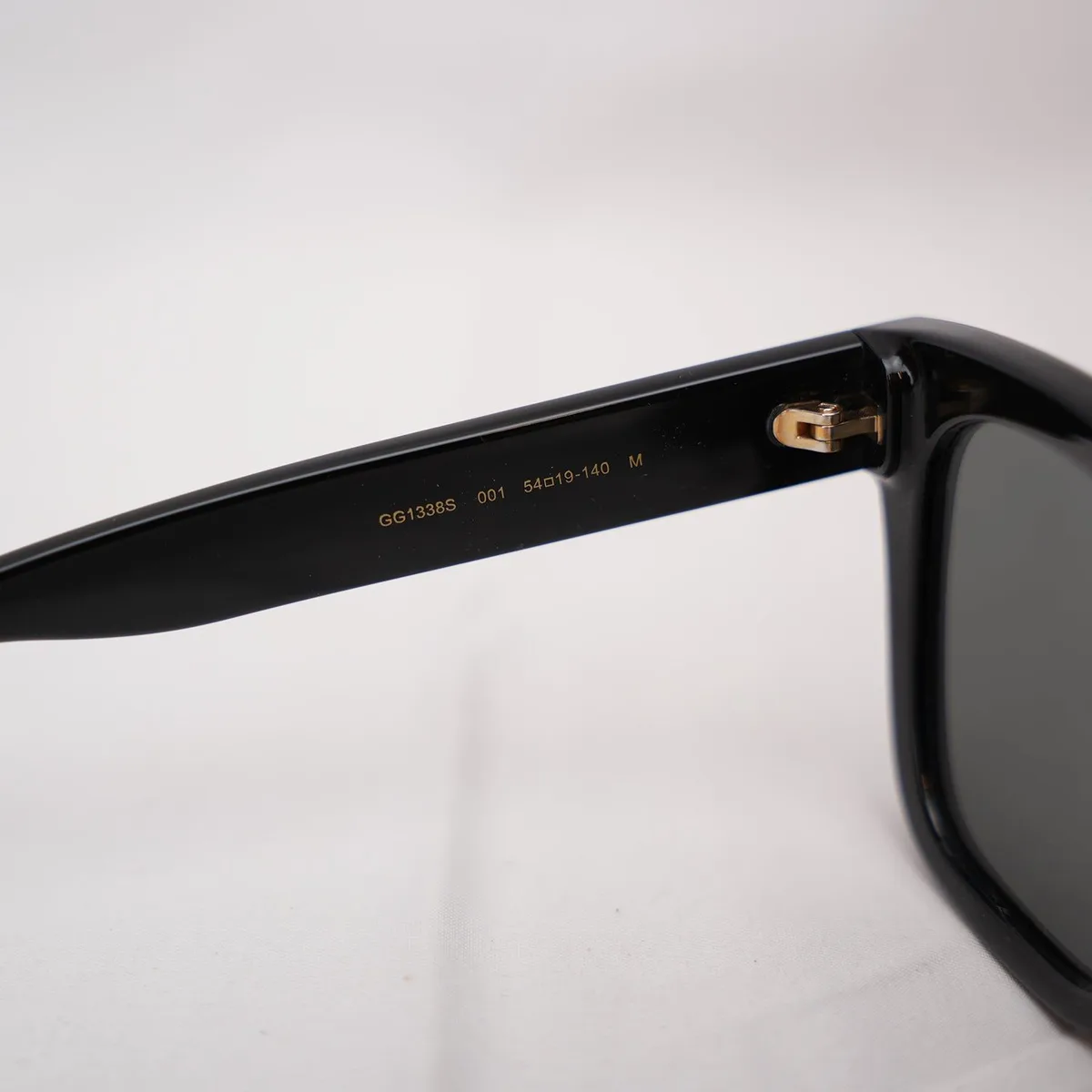 Gucci Oversized Square Sunglasses in Black, photo 6