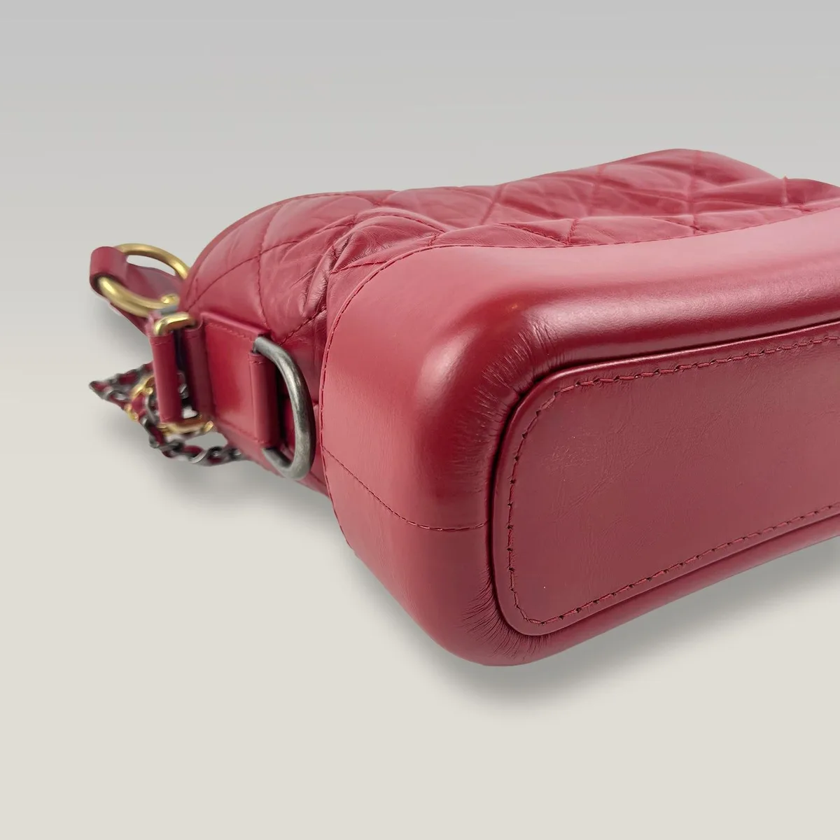 Chanel Gabrielle Hobo Small in Red, photo 5