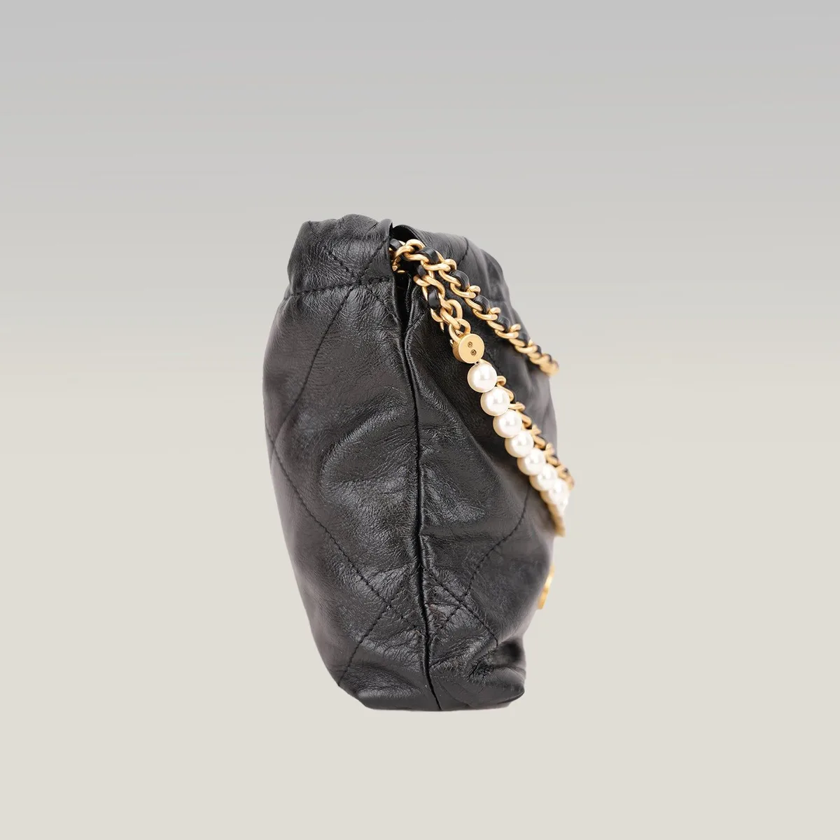 Chanel Chanel 22 Mini in Black, photo 5