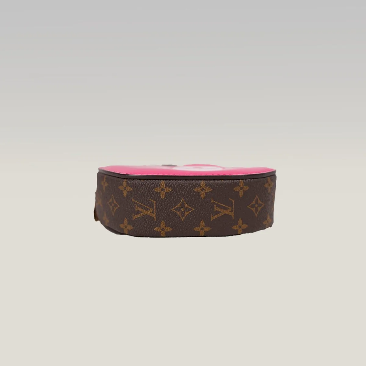 Louis Vuitton Bunny Bag in Pink, photo 6