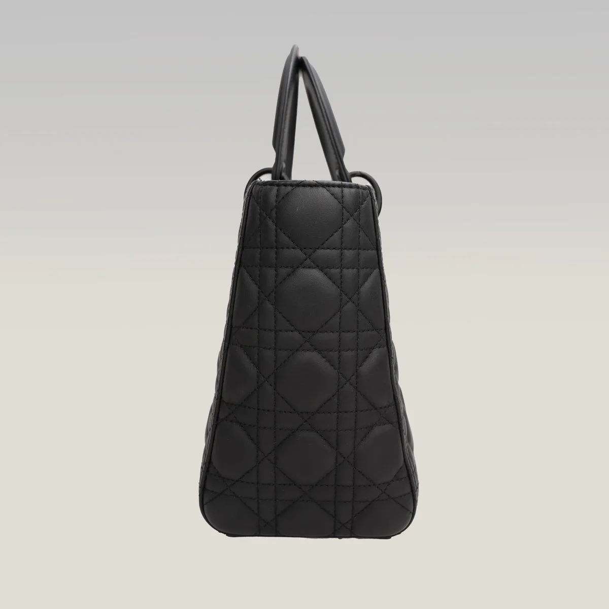 Dior Lady Dior Medium in Mattschwarz, Foto 4