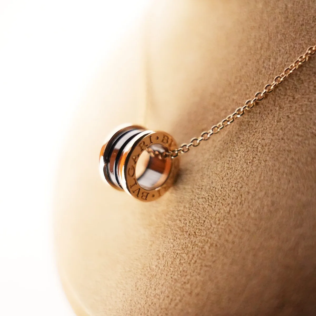 Bvlgari B.zero1 in Rose Gold and Black, photo 3