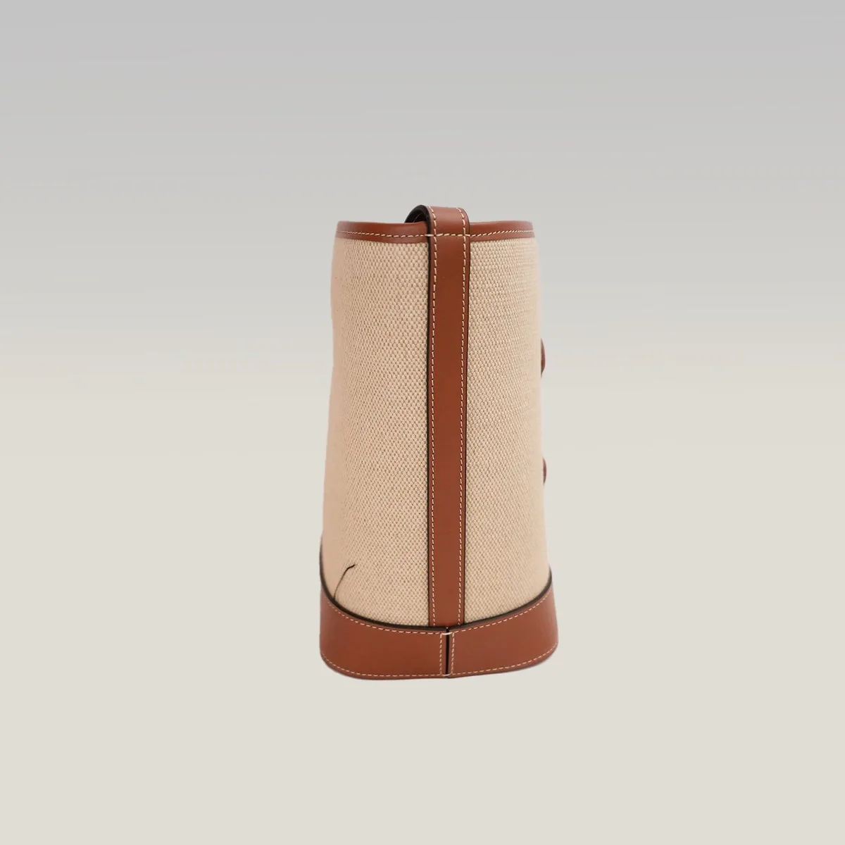 Celine Small Bucket Cuir Triomphe in Natural e Tan, foto 4
