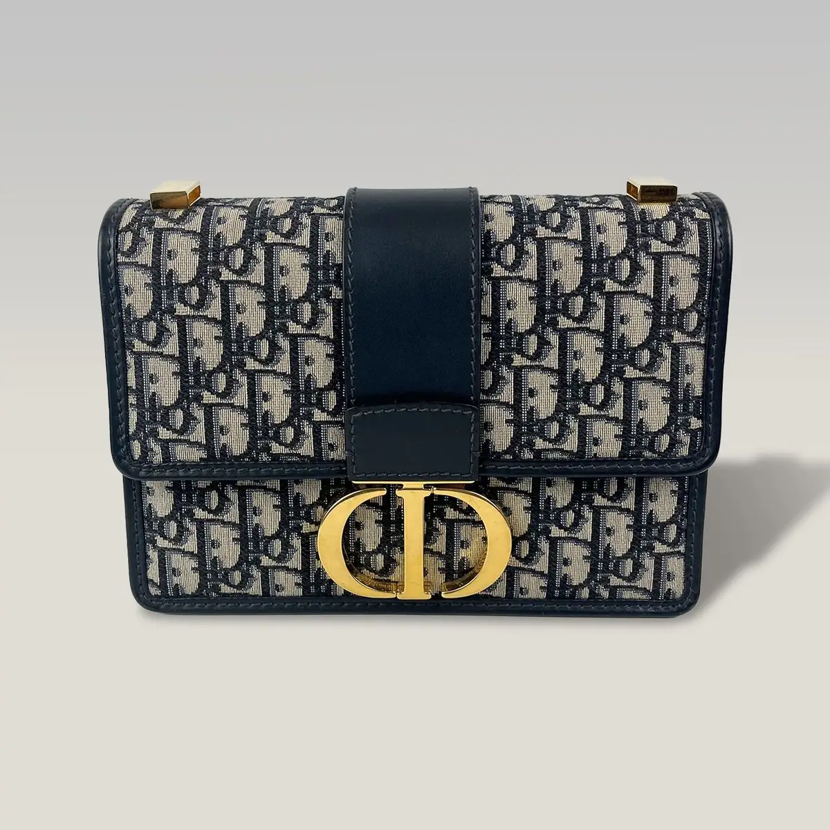 Dior 30 Montaigne in Blue, photo 2