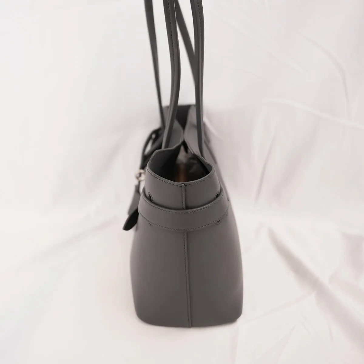 Balenciaga Bel Air Carry All Small in Grey, photo 4
