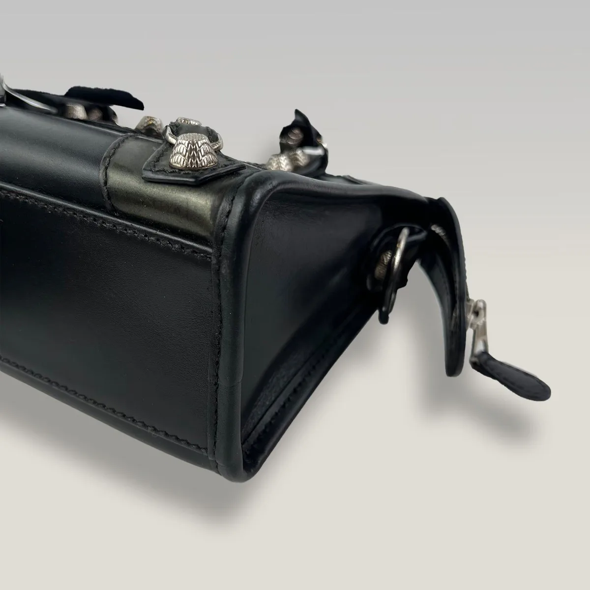Balenciaga Neo Classic Mini in Black, photo 5