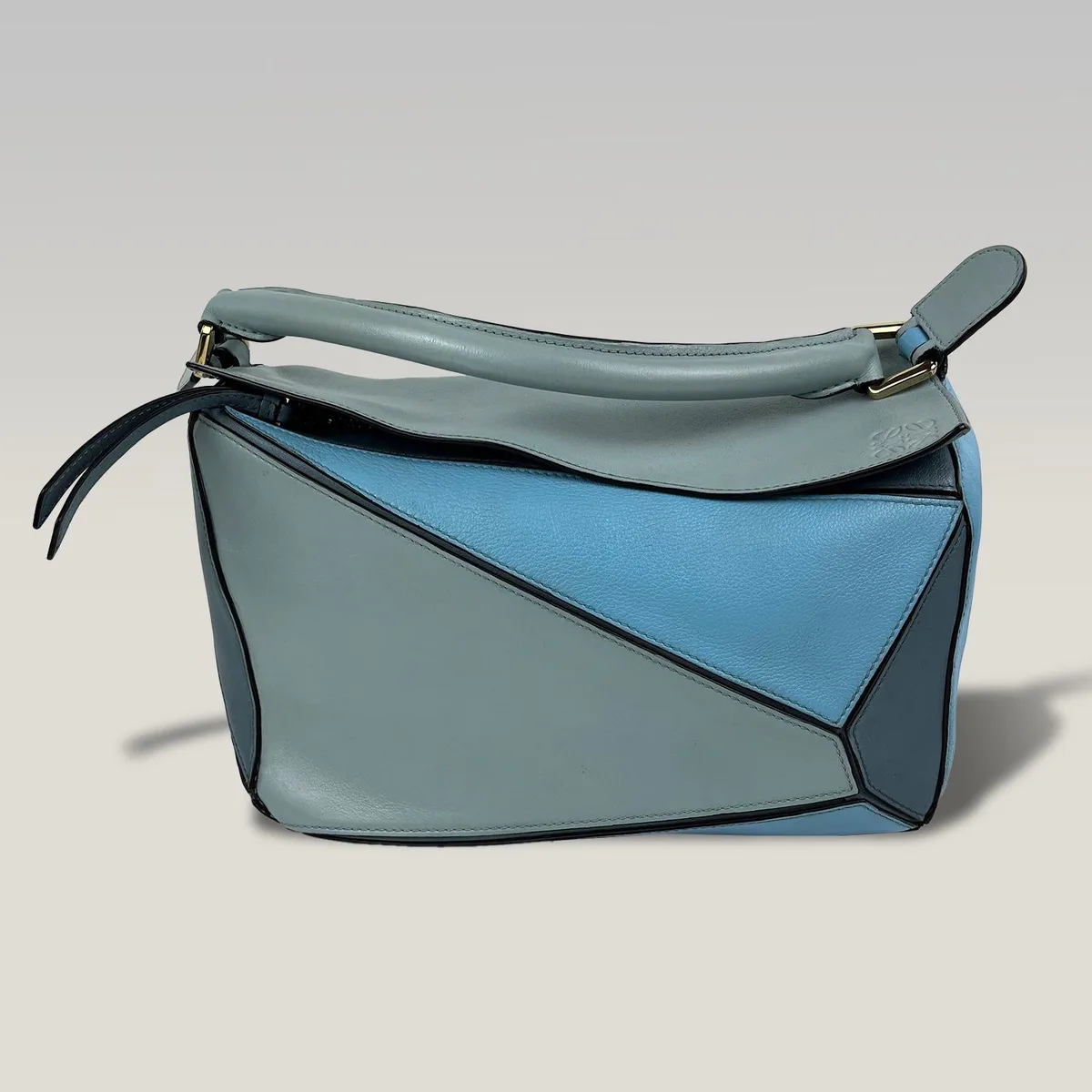 Loewe Puzzle Medium in Light Blue and Grey, photo 2