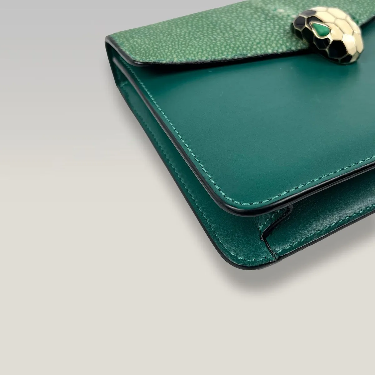 Bvlgari Serpenti Forever Pochette в зелёном цвете, фото 4