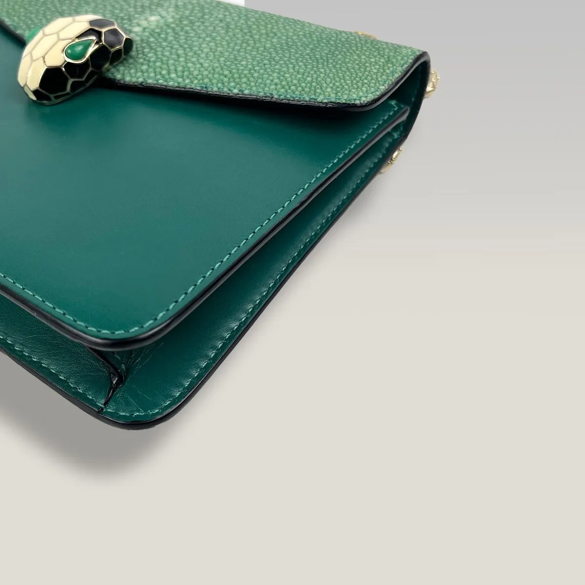 Bvlgari Serpenti Forever Pochette в зелёном цвете, фото 5