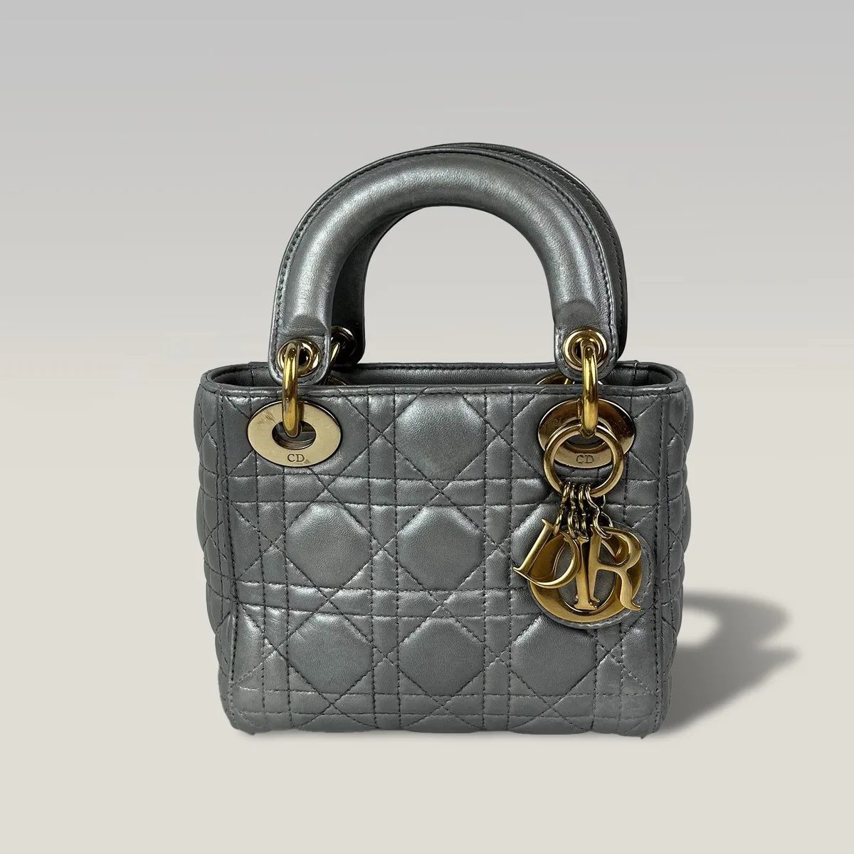 Dior Lady Dior Mini in Metallic Grey, photo 2