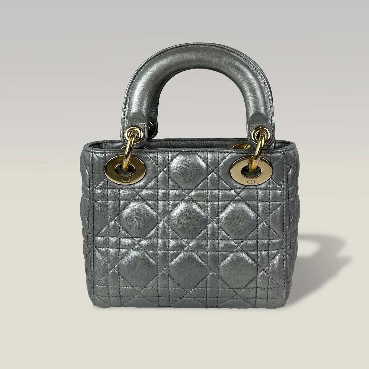 Dior Lady Dior Mini in Metallic Grey, photo 3