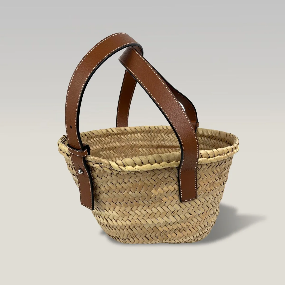 Loewe Basket Bag in Natur und Braun, Foto 3