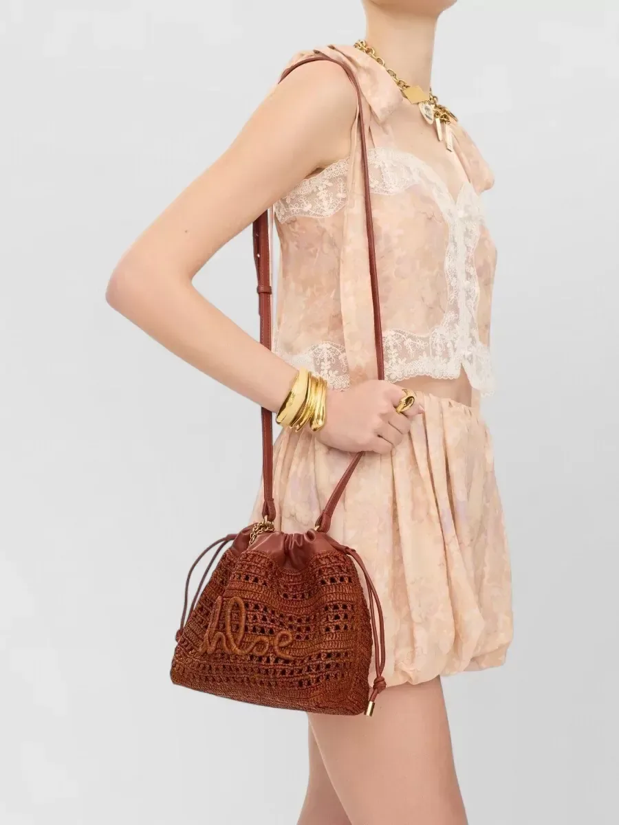 Mini borsa a secchiello Chloé in rafia marrone, foto 2