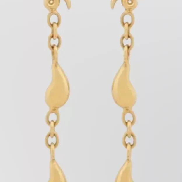 Chloé Logo Drop Earrings in Gold, detail