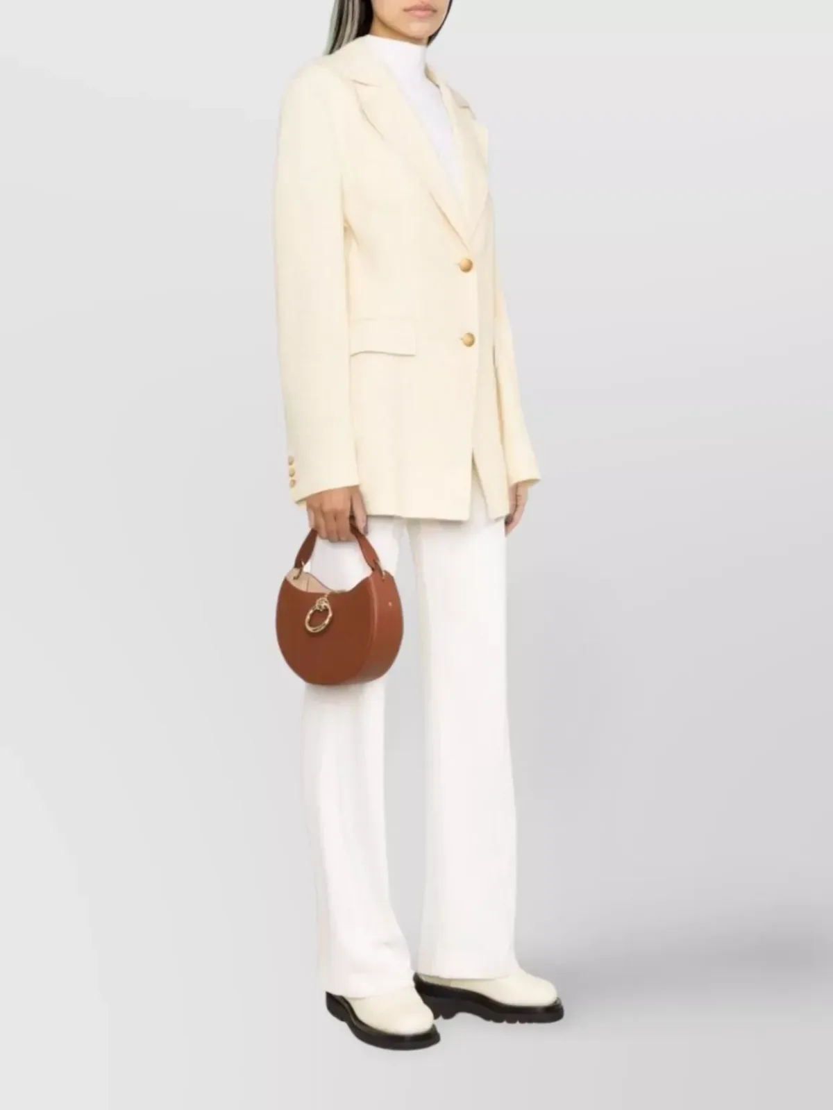 Chloé Arlene in Brown, photo 2